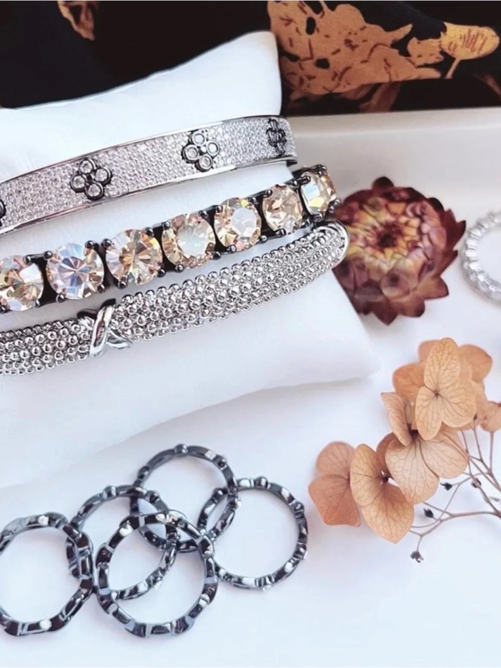 Park Lane “Glow Impression” Tennis Bracelet